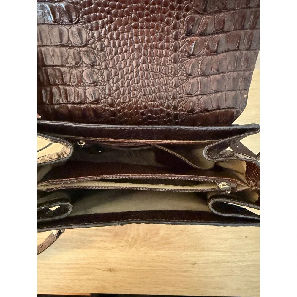 Brahmin Brown Croc Embossed Leather Shoulder Crossbody Front Flap Bag Vintage